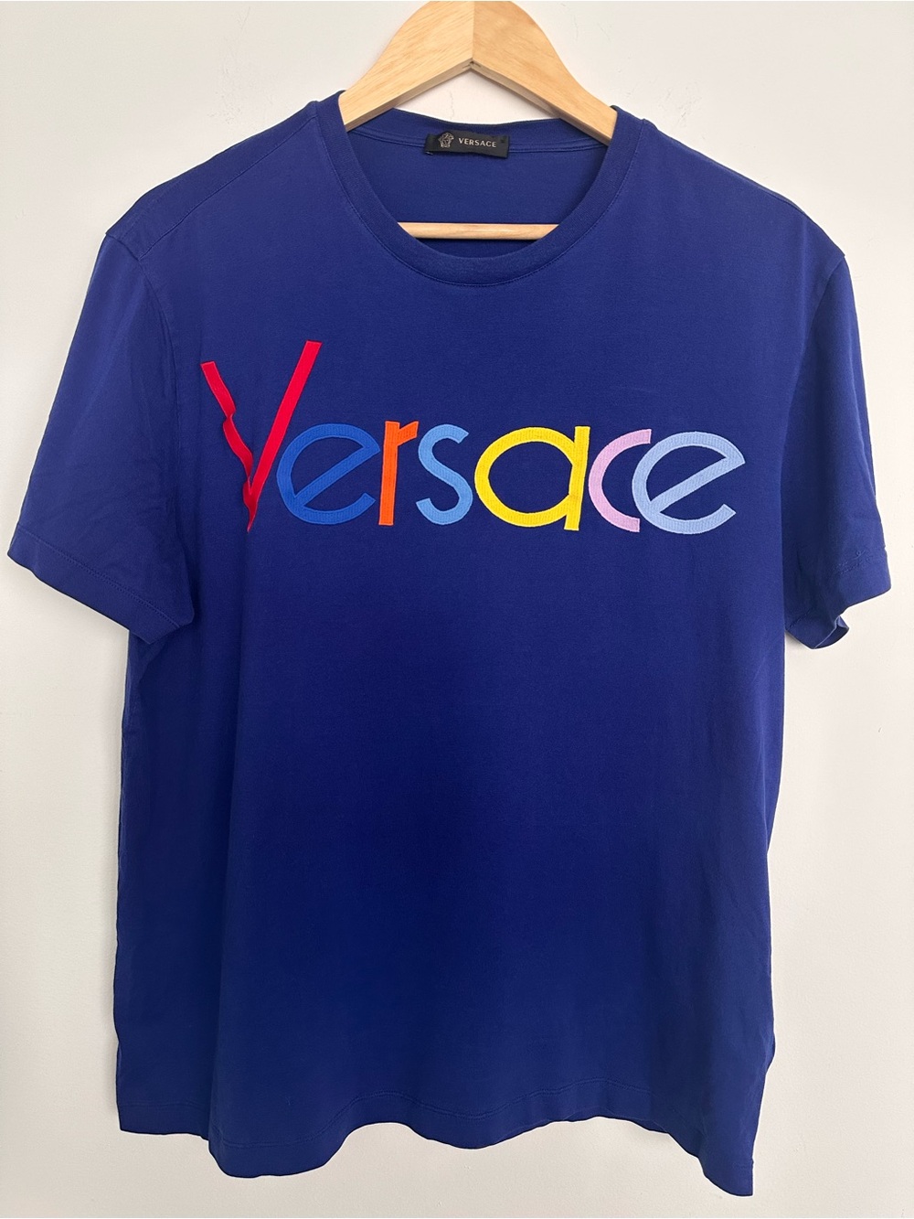 Versace Blue Multicolor Logo Embroidered 
T-Shirt Medium Luxury Italy Made RARE